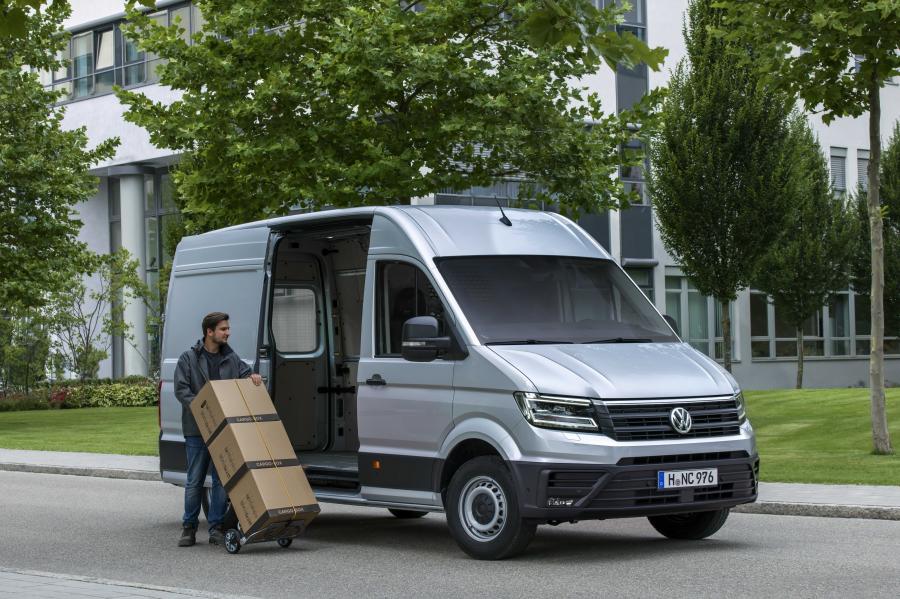  Volkswagen Crafter High Roof Van 2016 года  (фото 21 из 49)